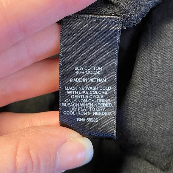 Express Racerback Crochet Trim Top Womens Size XS Black White - Picture 7 of 9